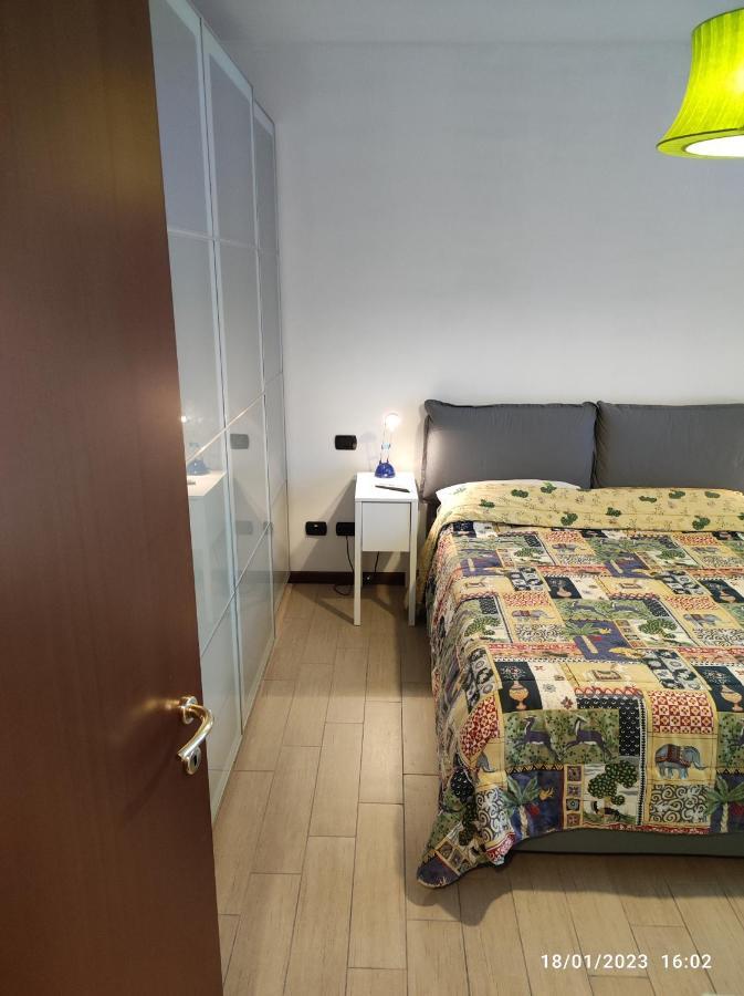 Casa Vacanze Da Riki Appartamento 1 Peschiera del Garda Buitenkant foto