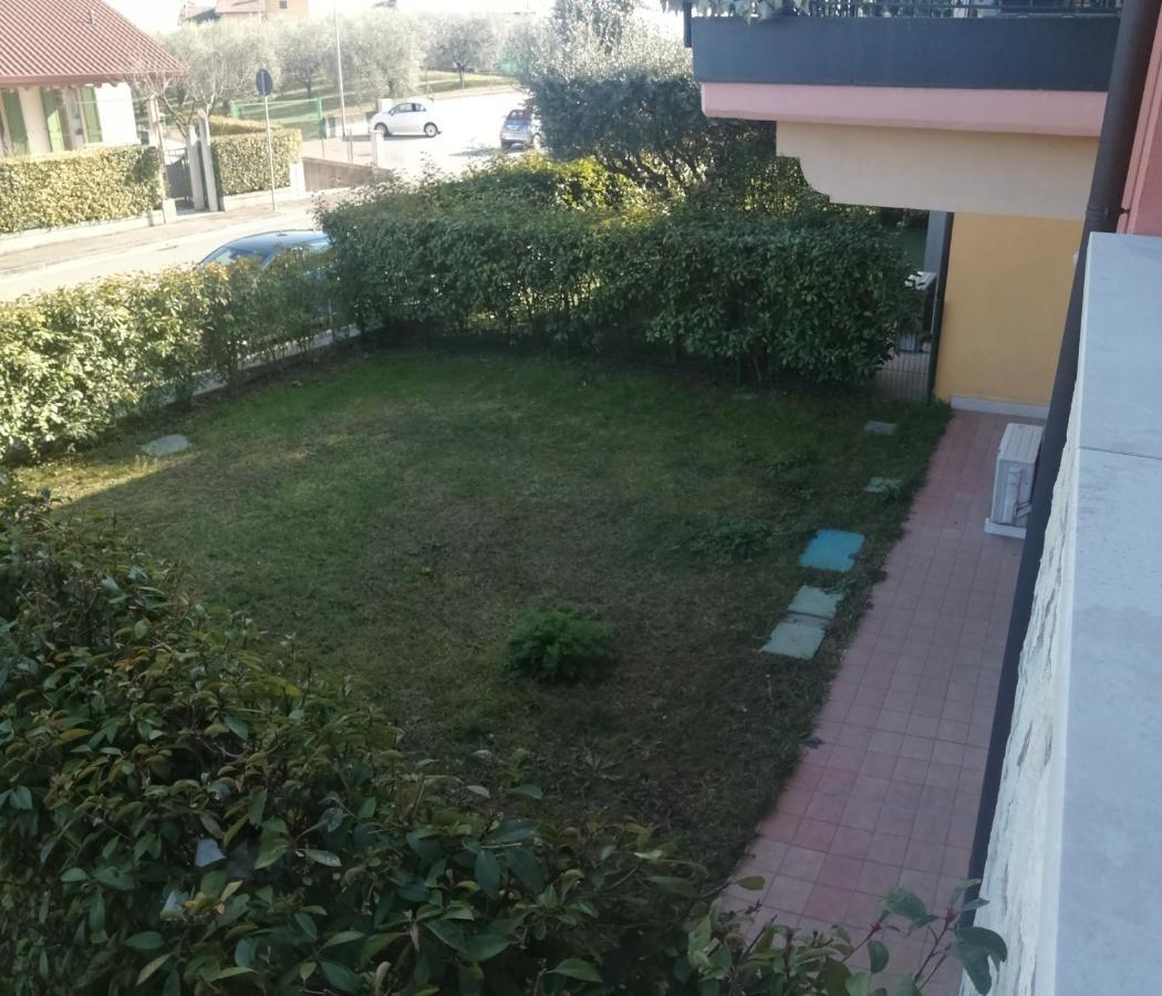 Casa Vacanze Da Riki Appartamento 1 Peschiera del Garda Buitenkant foto