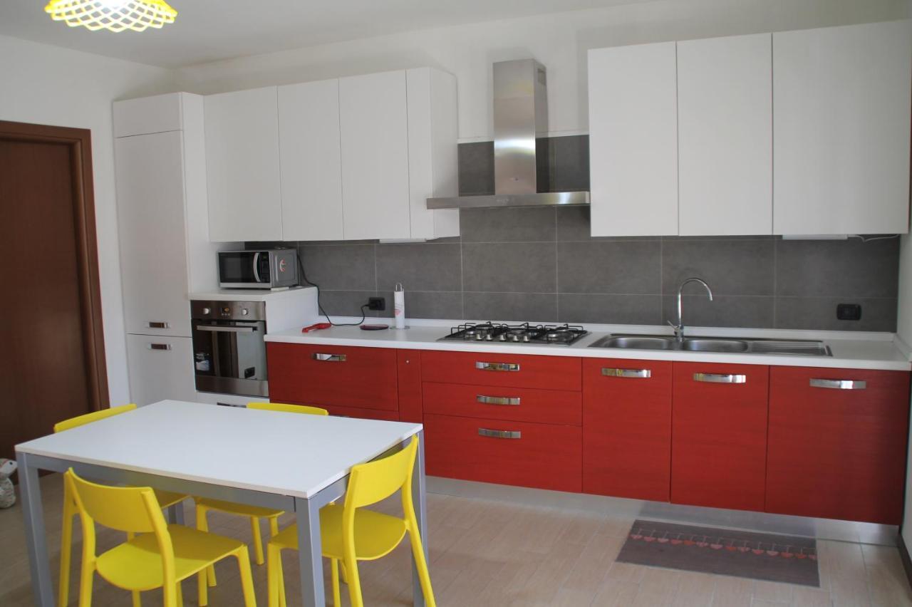 Casa Vacanze Da Riki Appartamento 1 Peschiera del Garda Buitenkant foto