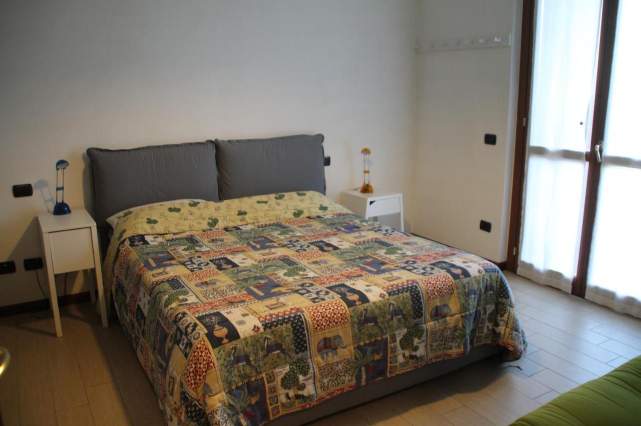 Casa Vacanze Da Riki Appartamento 1 Peschiera del Garda Buitenkant foto