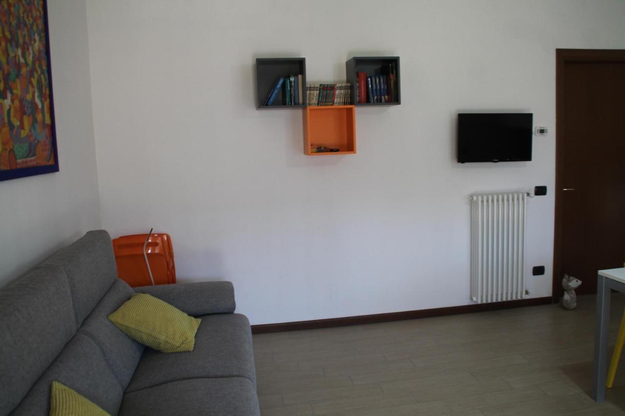 Casa Vacanze Da Riki Appartamento 1 Peschiera del Garda Buitenkant foto