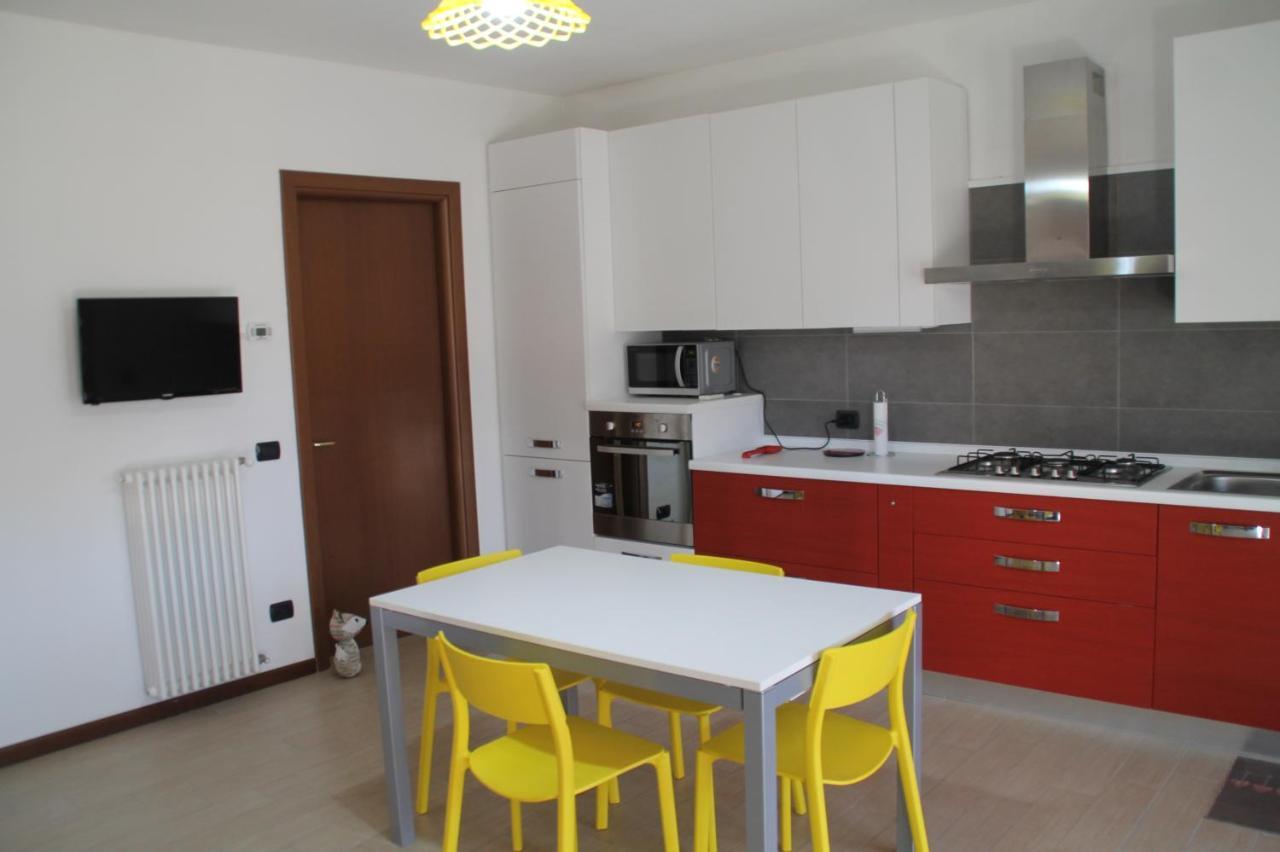 Casa Vacanze Da Riki Appartamento 1 Peschiera del Garda Buitenkant foto
