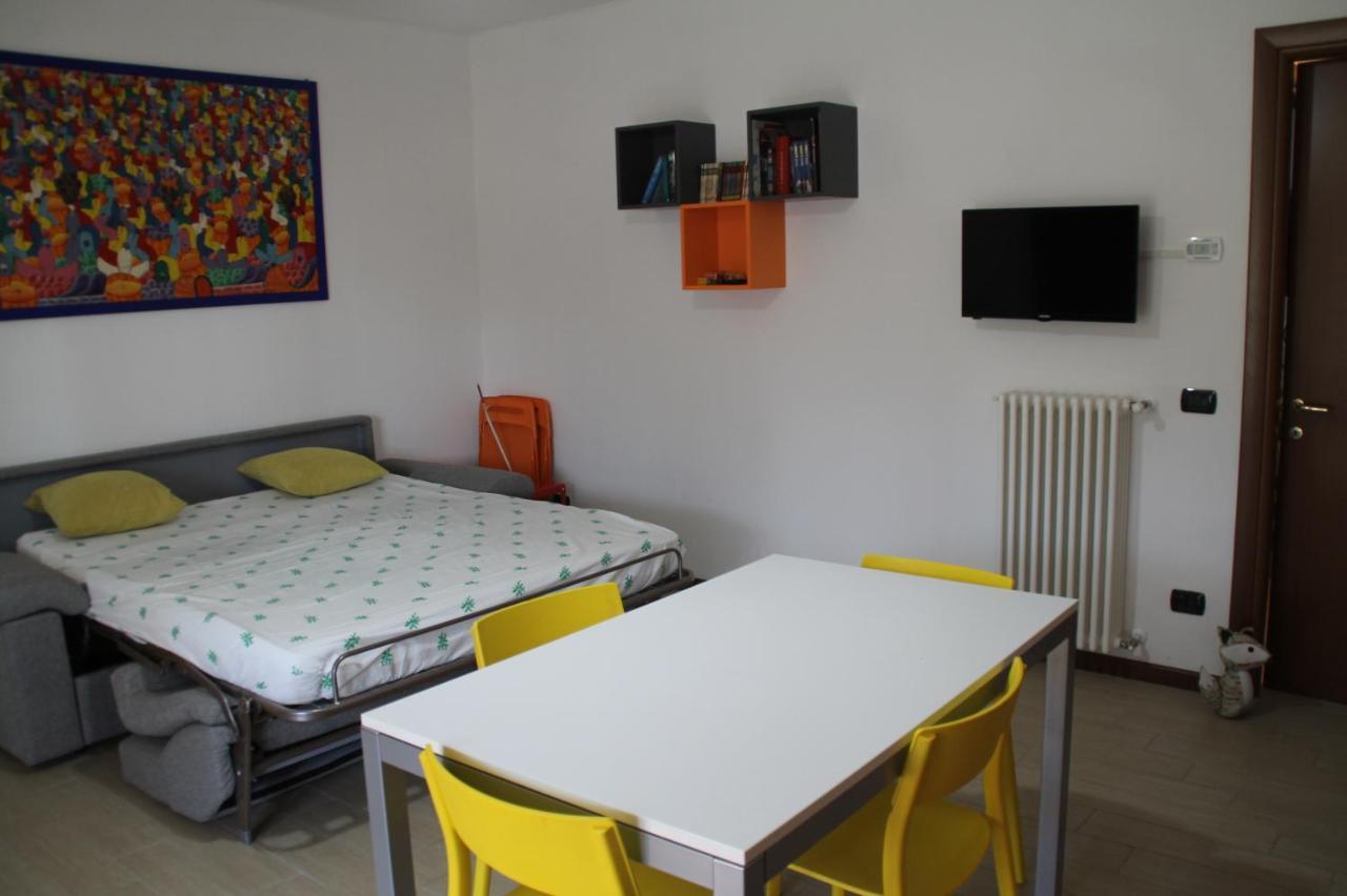 Casa Vacanze Da Riki Appartamento 1 Peschiera del Garda Buitenkant foto